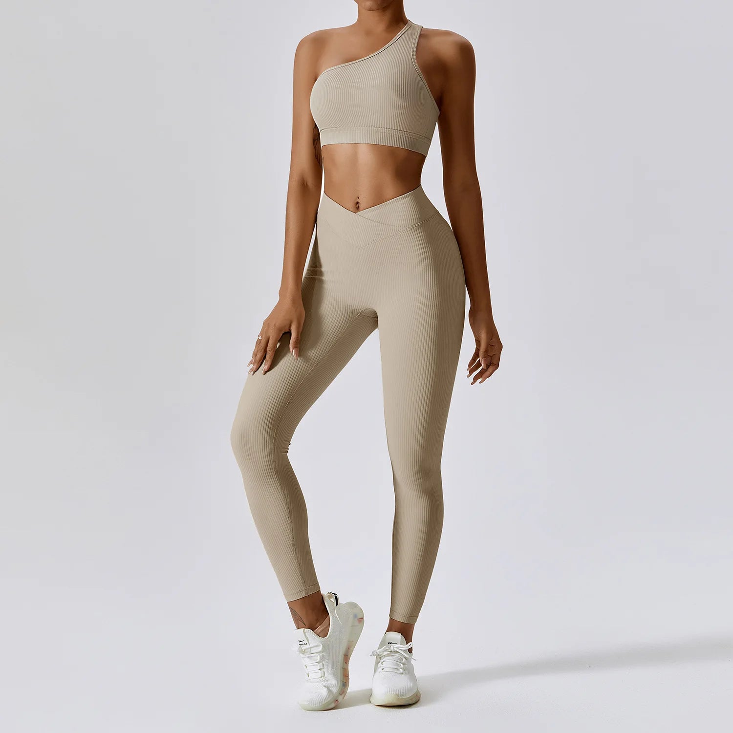 48270886306108|48270886371644|48270886404412|48270886469948